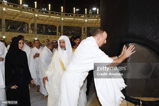 Azerbaijans President Ilham Aliyev and his wife Mehriban Aliyeva perform the Umrah pilgrimage on April 7, 2015 in Mecca, Saudi Arabia. Azerbaijani...
