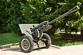 Soviet 76-mm divisional gun M1942 (ZiS-3)