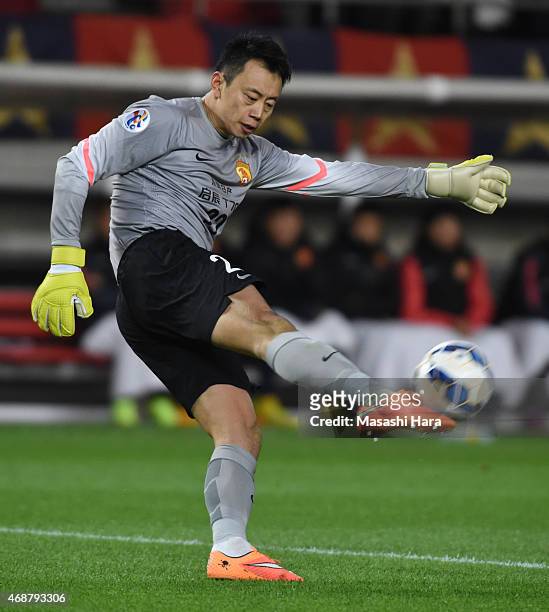 Li Shuai of Guangzhou Evergrande in action during the AFC Champions League Group H match between Kashima Antlers and Guangzhou Evergrande at Kashima...