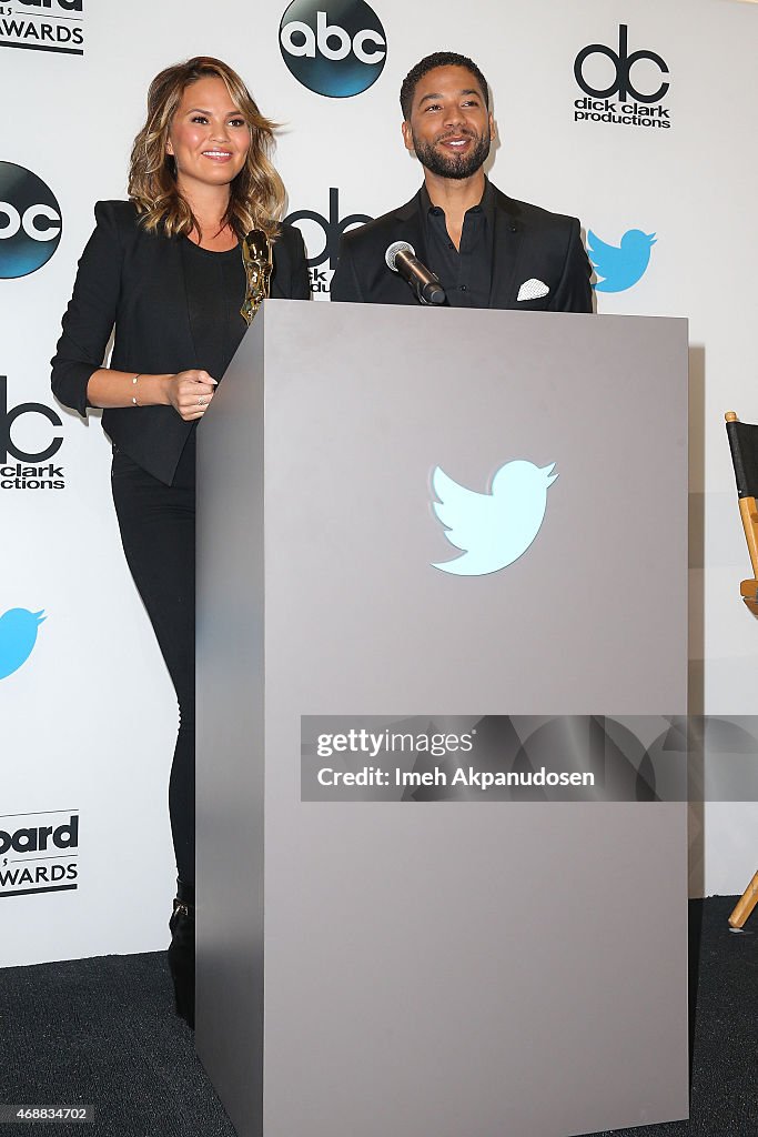 Chrissy Teigen And Jussie Smollett Announce 2015 Billboard Music Awards Finalists