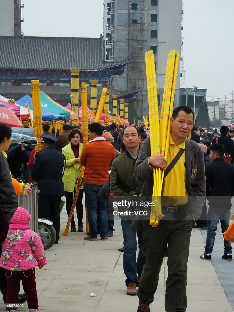 People Burn Incenses And Pray During Kwan-yin's Birthday In Zhumadian