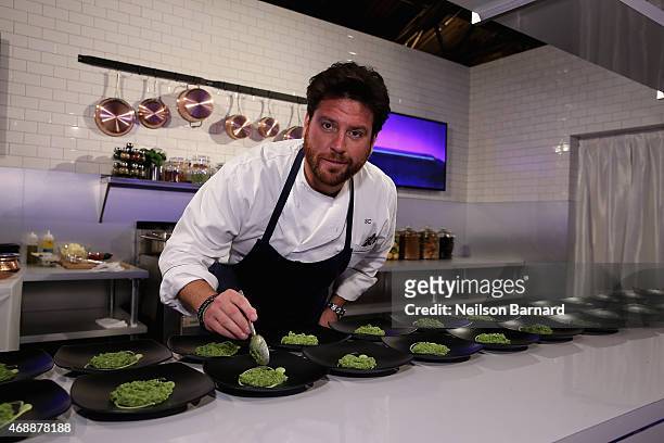 Chef Scott Conant attends the Samsung Launch of the Galaxy S 6 and Galaxy S 6 edge on April 7, 2015 in New York City.