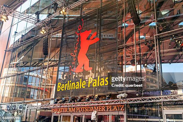 berlinale palast potsdamer platz - festival del cinema foto e immagini stock