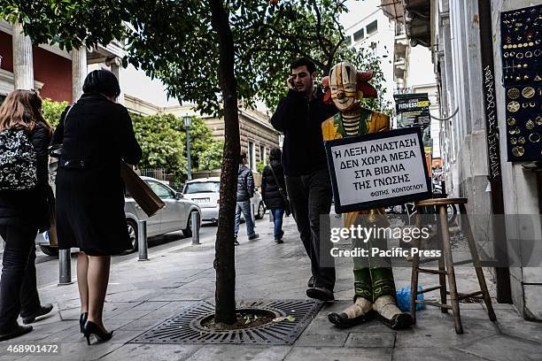 Daily life in Athens in times of the IMF-EU-ECB financial crisis.