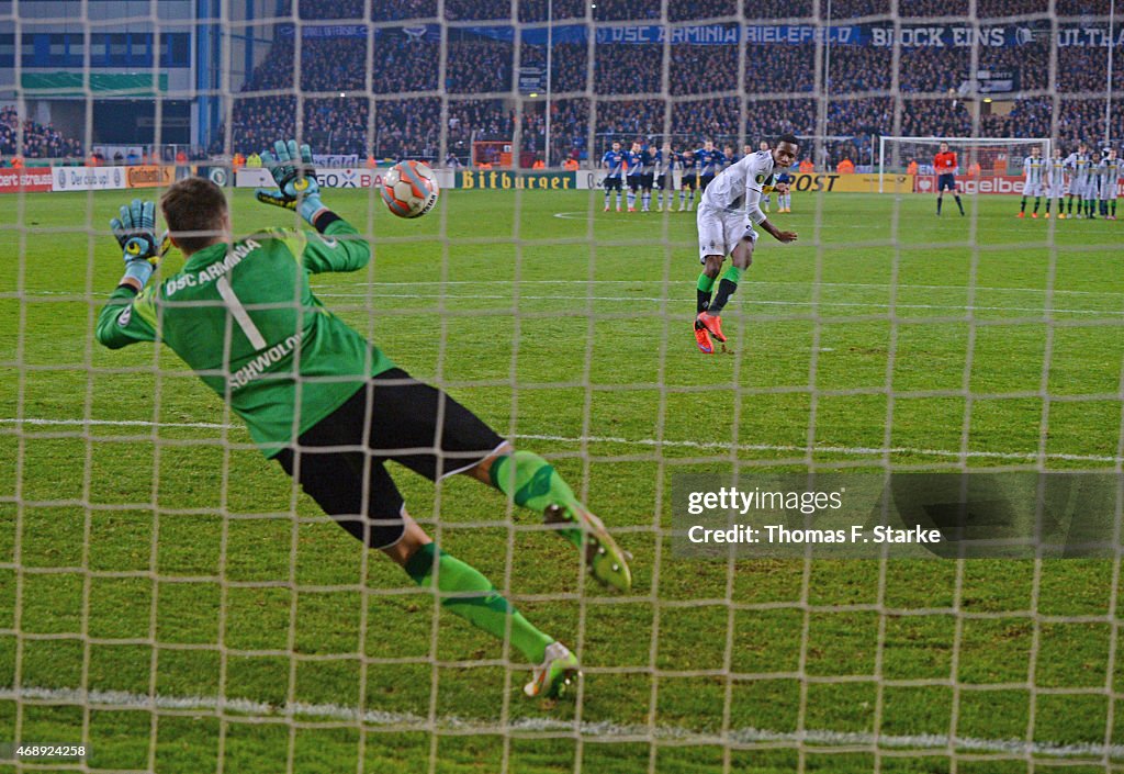 Arminia Bielefeld v Borussia Moenchengladbach - DFB Cup