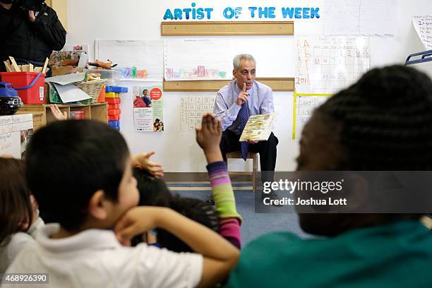 Chicago's Mayor Rahm Emanuel talks to students after reading to them at Carole Robertson Center for Learning April 8, 2015 in Chicago, Illinois....