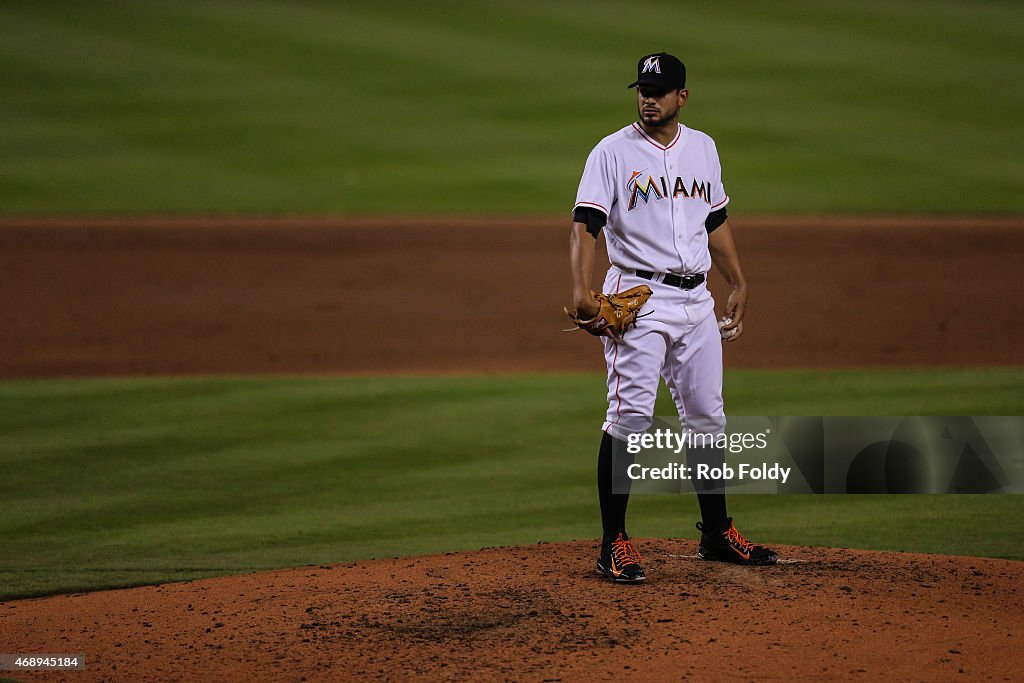 Atlanta Braves v Miami Marlins