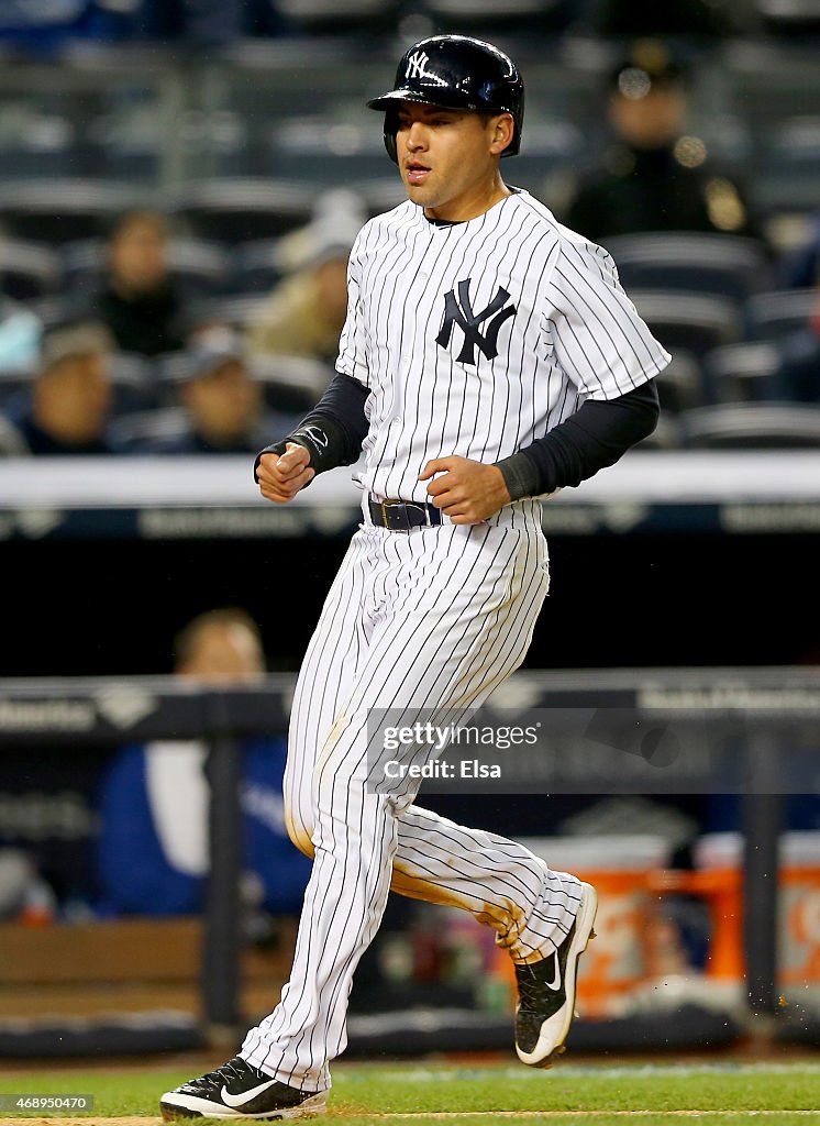 Toronto Blue Jays v New York Yankees