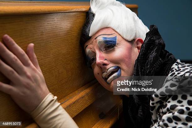 ugly sisters 14 - ugly people crying stock pictures, royalty-free photos & images