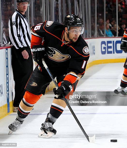 Emerson Etem of the Anaheim Ducks handles the puck against the Colorado Avalanche on April 3, 2015 at Honda Center in Anaheim, California.