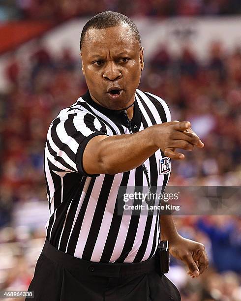 Mike Mathis Referee 114 Referee Michael Stephens Stock Photos, High-Res Pictures, and ...