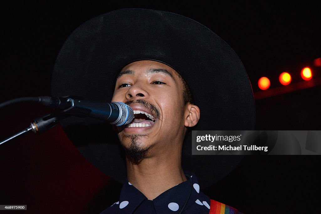 The Bots Perform At Club Bahia