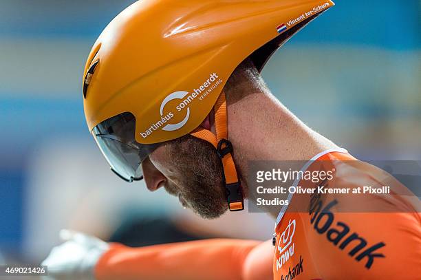 Vincent Ter Schure at the startblock of the MB 3km pursuit qualification race on March 28, 2015 in Apeldoorn, Netherlands.