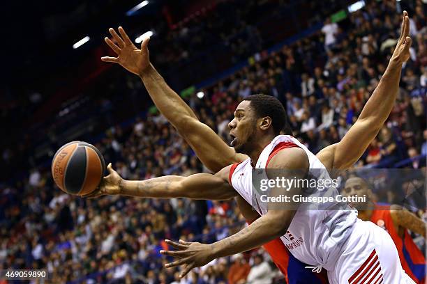 Joe Ragland, #1 of EA7 Emporio Armani Milan in action during the Turkish Airlines Euroleague Basketball Top 16 Date 14 game between EA7 Emporio...