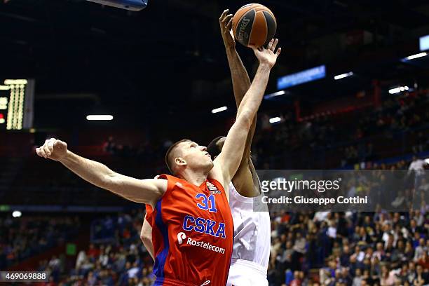 Victor Khryapa, #31 of CSKA Moscow in action during the Turkish Airlines Euroleague Basketball Top 16 Date 14 game between EA7 Emporio Armani Milan v...