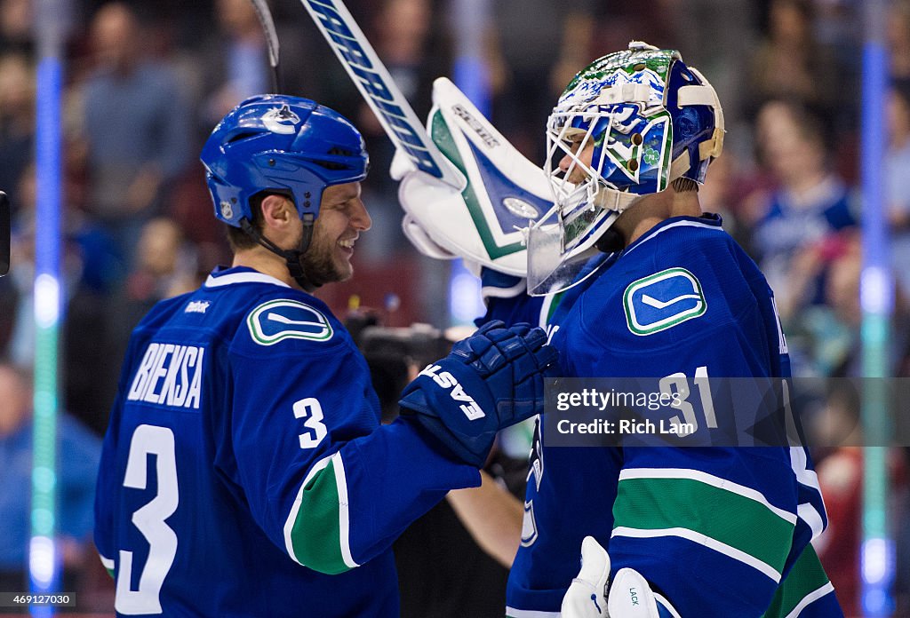 Arizona Coyotes v Vancouver Canucks