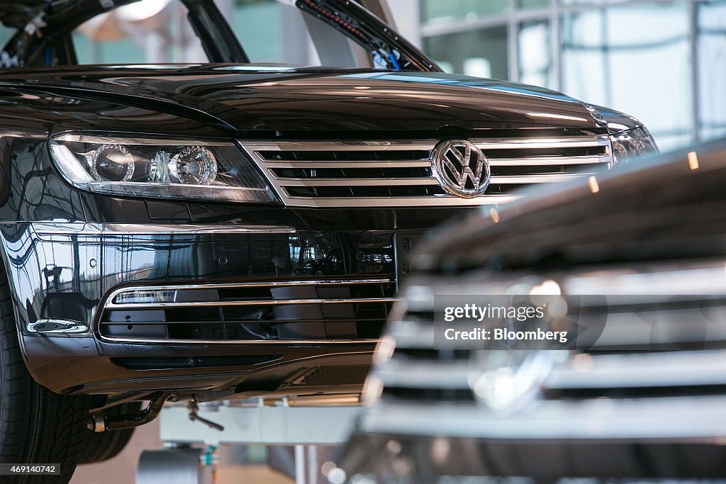 Volkswagen AG Phaeton Automobile Manufacture