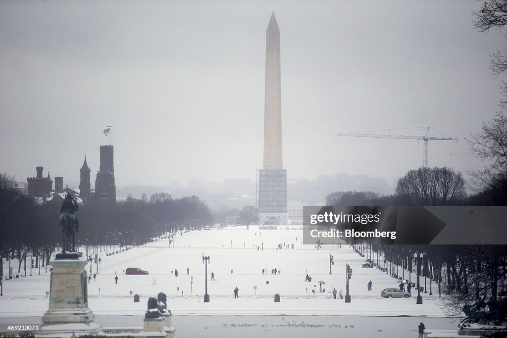 DC Offices Closed as Winter Storm Approaches After Icing South