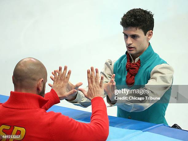 Javier Raya 119 Javier Raya Photos & High Res Pictures - Getty Images