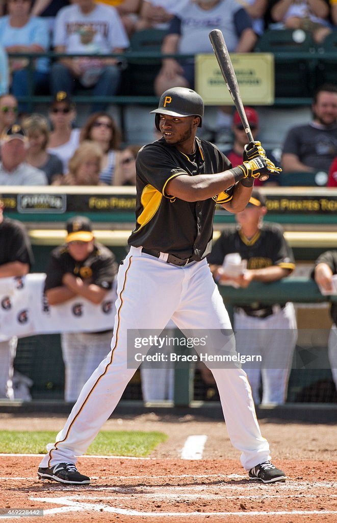 Minnesota Twins v Pittsburgh Pirates