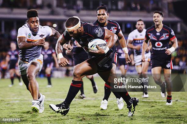 Manu Vatuvei of the Warriors runs in to score a try during the round six NRL match between the New Zealand Warriors and the Wests Tigers at Mt Smart...