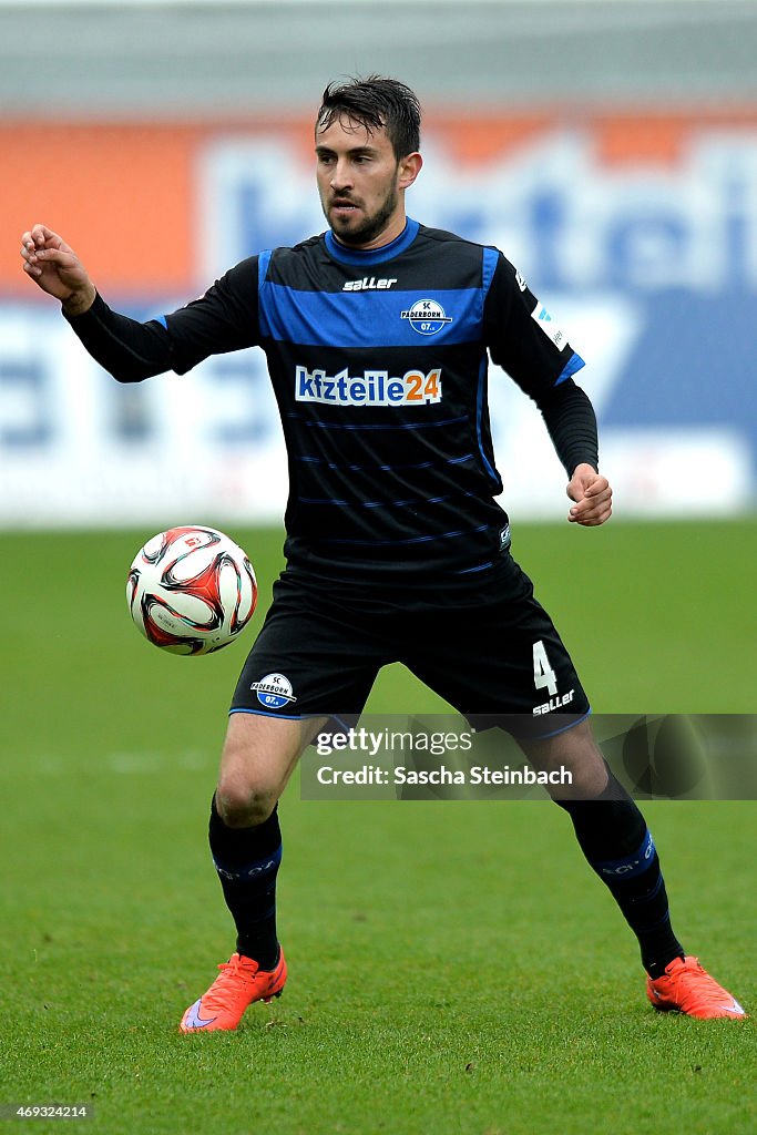 SC Paderborn 07 v FC Augsburg - Bundesliga