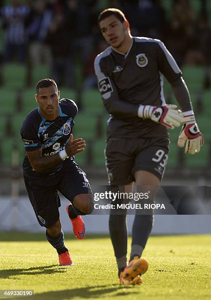 Ederson Rio Ave 274 Ricardo Conde Stock Photos, High-Res Pictures, and Images - Getty ...