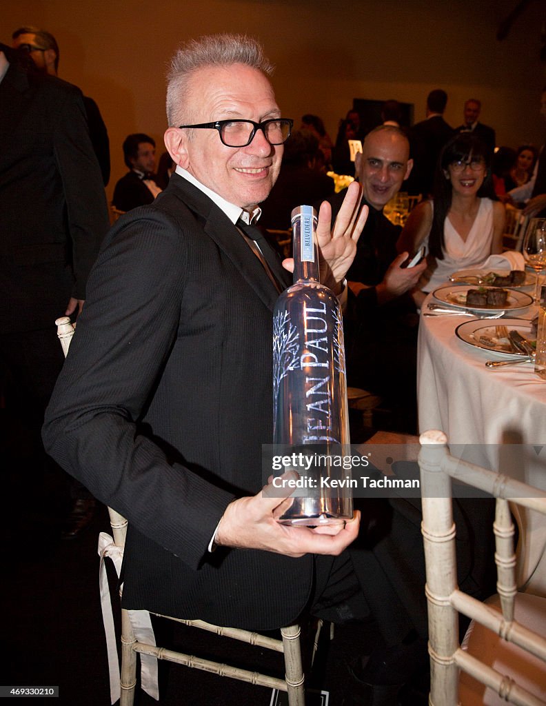 5th Annual amfAR Inspiration Gala Sao Paulo - Inside