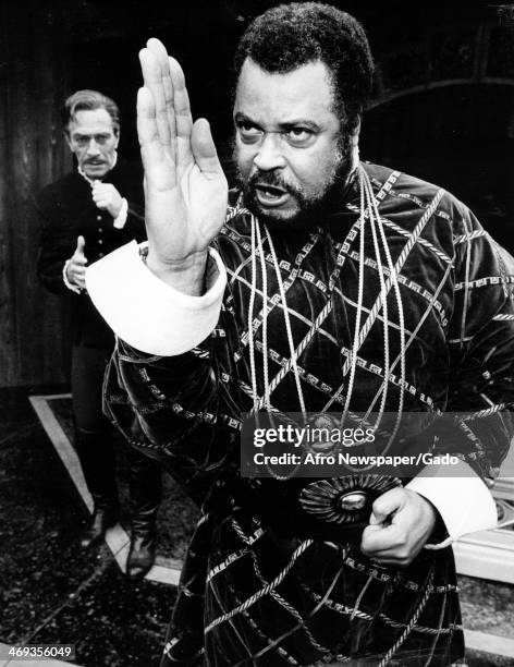 Half length portrait of the actors James Earl Jones as Othello and Christopher Plummer as Iago in Shakespeare's 'Othello', 1981.