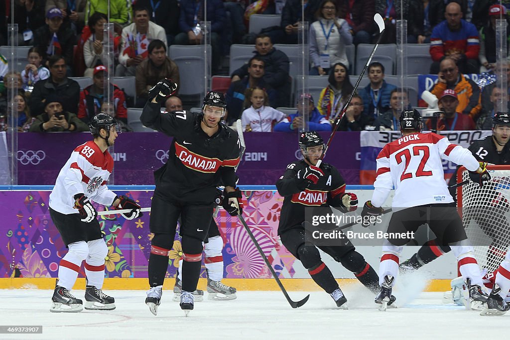Ice Hockey - Winter Olympics Day 7 - Canada v Austria