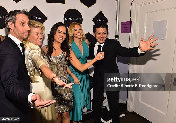 The cast of "The Wonder Years" actors Josh Saviano, Alley Mills, Danica McKellar, Olivia d'Abo and Fred Savage pose backstage with the Impact Award...