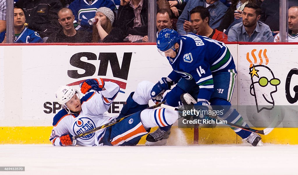 Edmonton Oilers v Vancouver Canucks