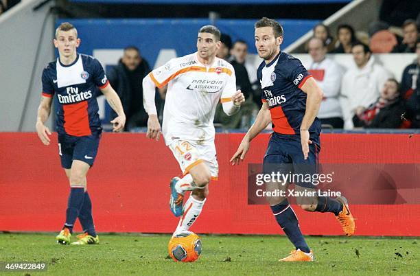 Yohan Cabaye of Paris Saint-Germain in action during the French Ligue 1 between Paris Saint-Germain FC and Valenciennes VAFC at Parc Des Princes on...