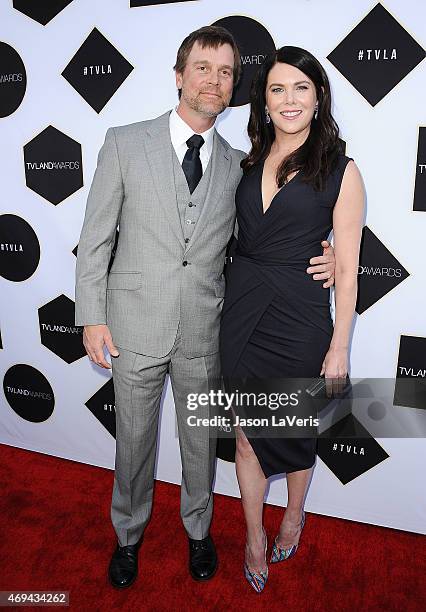 Actor Peter Krause and actress Lauren Graham attend the 2015 TV LAND Awards at Saban Theatre on April 11, 2015 in Beverly Hills, California.