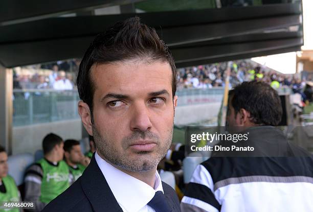 Head coach of Udinese Andrea Stramaccioni looks on during the Serie A match between Udinese Calcio and US Citta di Palermo at Stadio Friuli on April...