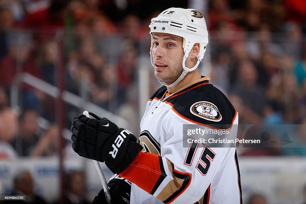 Anaheim Ducks v Arizona Coyotes