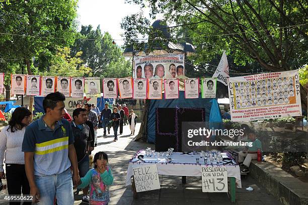 oaxaca, mexico, christmas 2014 - mexico murder stock pictures, royalty-free photos & images