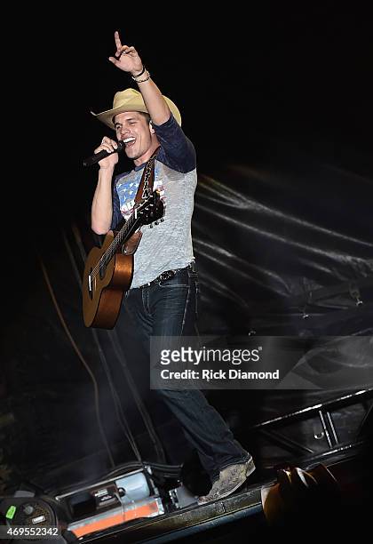 Singer/Songwriter Dustin Lynch performs at Country Thunder USA - Day 4 on April 12, 2015 in Florence, Arizona.