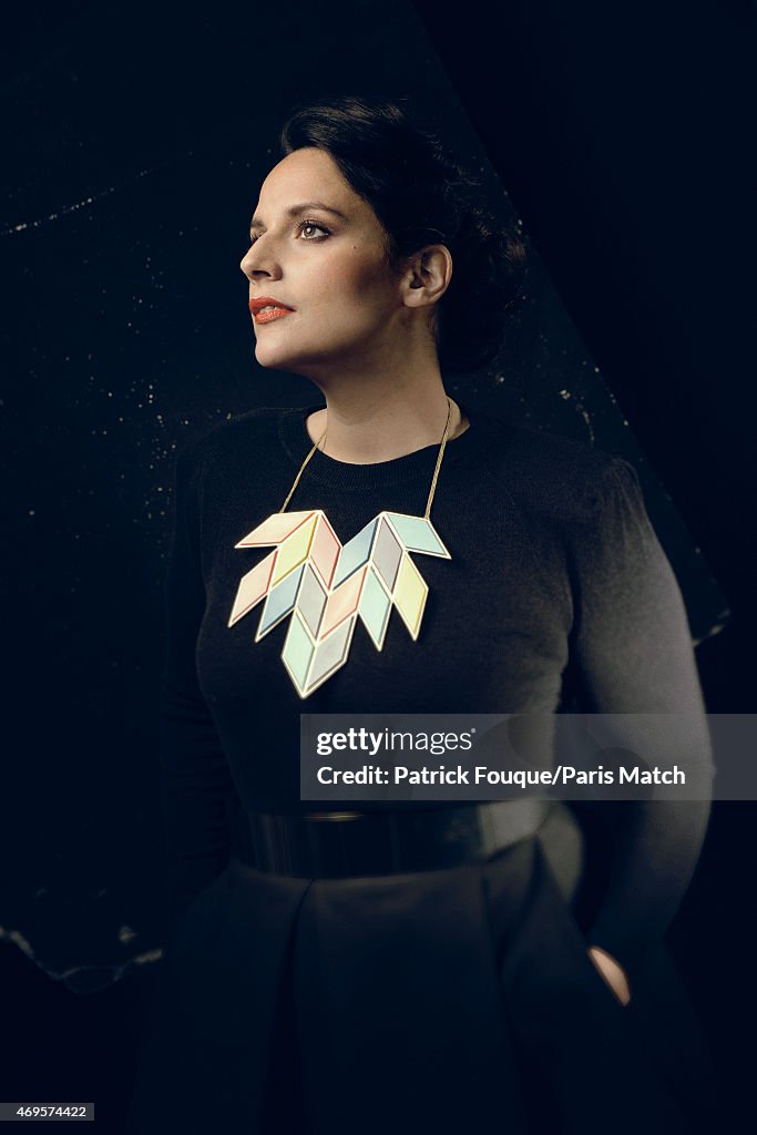 Anna Chedid, Paris Match Issue 3438, April 15, 2015