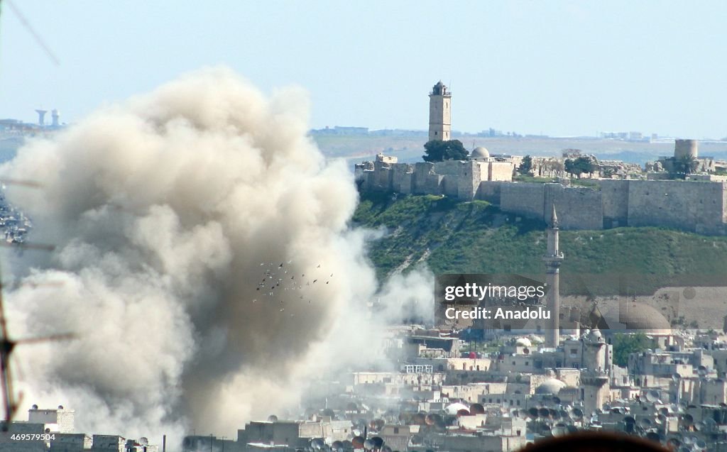 Syrian regime forces attack residential areas in Aleppo