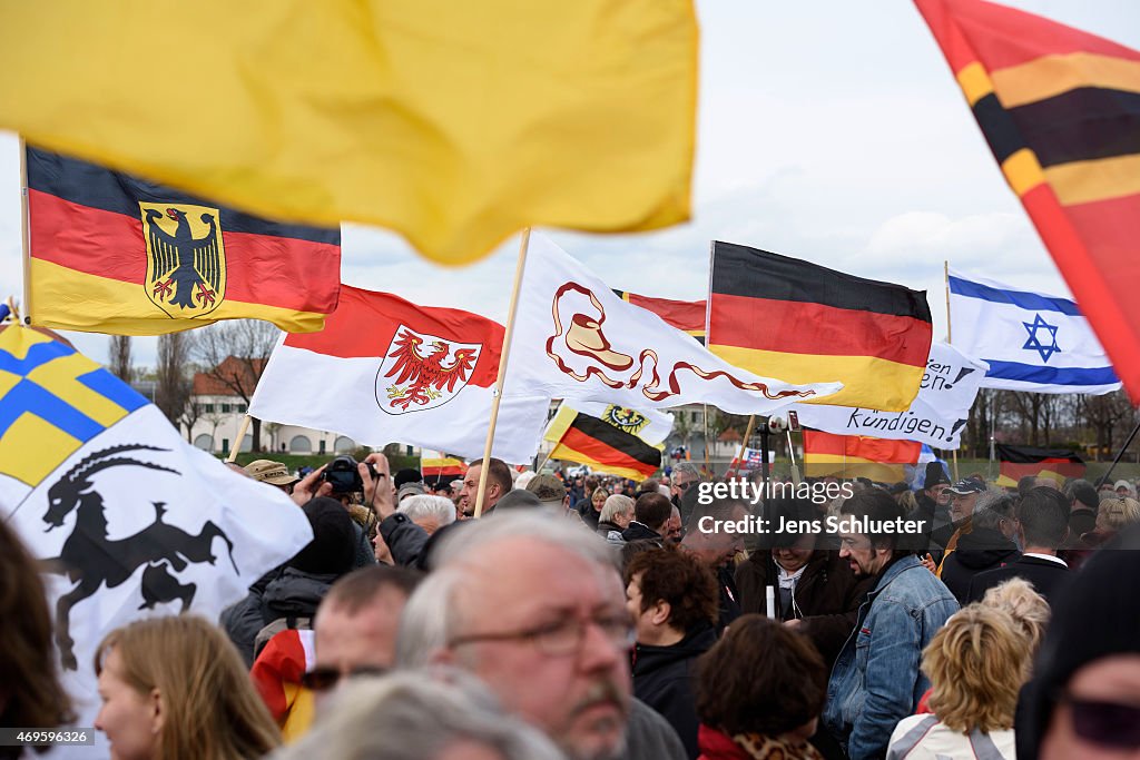 Geert Wilders Speaks To Pegida Gathering