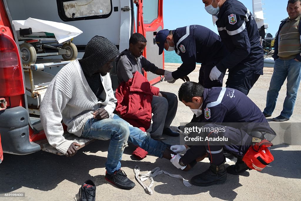 Boat carrying 175 Illegal immigrants is rescued on Tunisia's offshore