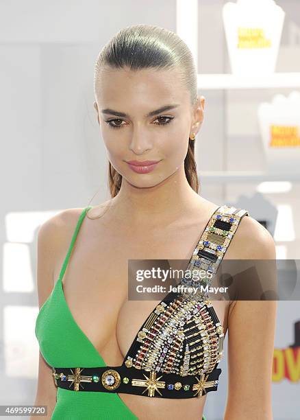 Model Emily Ratajkowski arrives at the 2015 MTV Movie Awards at Nokia Theatre L.A. Live on April 12, 2015 in Los Angeles, California.