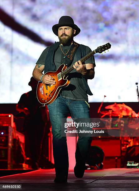 Zac Brown performs onstage at the 2nd day of The Tortuga Music Festival on April 12, 2015 in Fort Lauderdale, Florida.