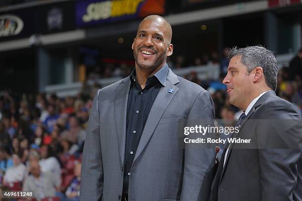 Assistant coach Corliss Williamson of the Sacramento Kings coaches against the New Orleans Pelicans on April 3, 2015 at Sleep Train Arena in...