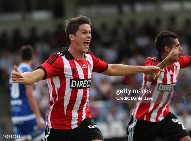 Guido Carrillo of Estudiantes celebrates after scoring during a match between All Boys and Estudiantes as part of Torneo Final 2014 at Malvinas...