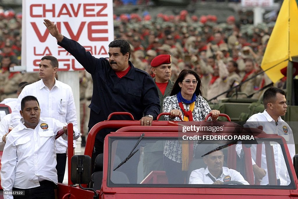 VENEZUELA-POLITICS-MADURO-MILITIA
