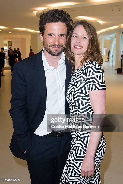 Oliver Mommsen and his wife Nicola attend the Victress Awards Gala 2015 at Andel's Hotel on April 13, 2015 in Berlin, Germany.