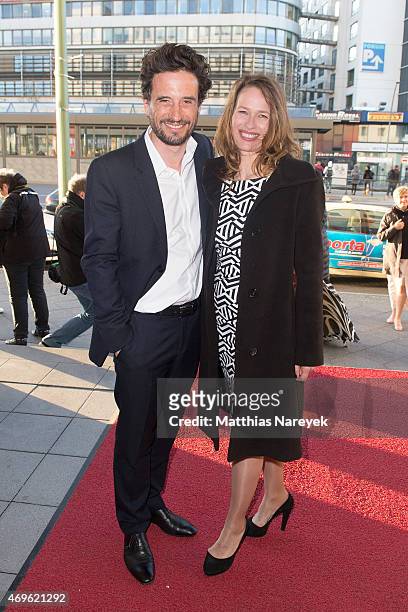 Oliver Mommsen and his wife Nicola attend the Victress Awards Gala 2015 at Andel's Hotel on April 13, 2015 in Berlin, Germany.