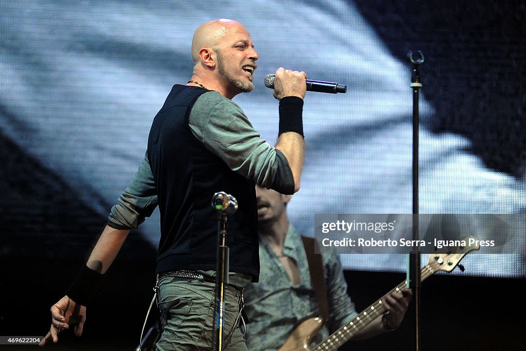 Negrita Performs In Bologna